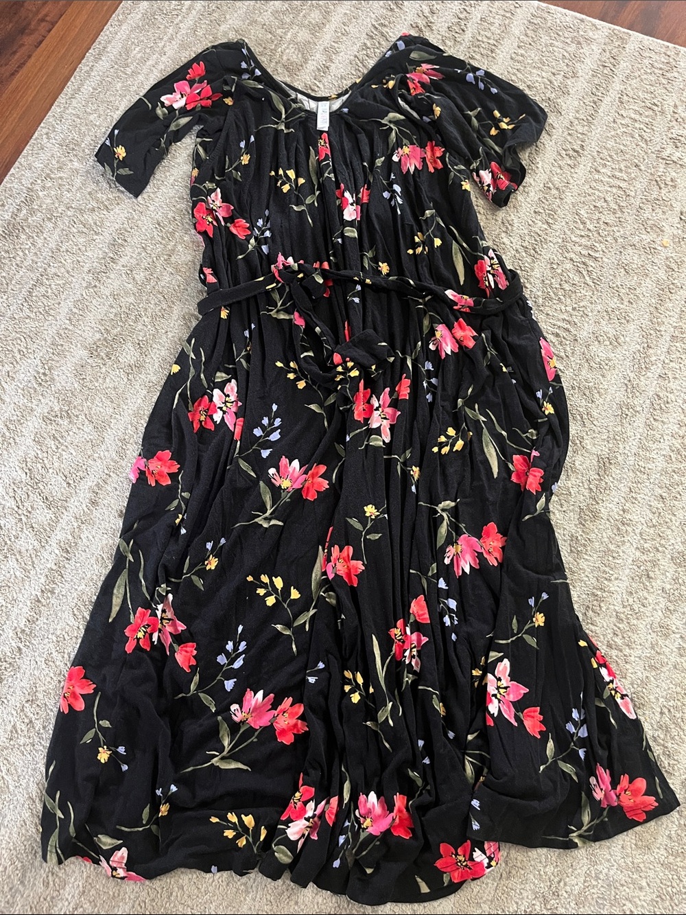 Latched Mama Black Floral Midi Momper Romper Breastfeeding Nursing 6-18